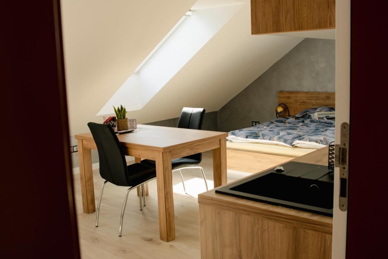 Apartamenty Jordanow - Stacja Paliw Moya Екстериор снимка